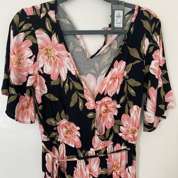 Black & pink floral romper - Picture 1 of 7